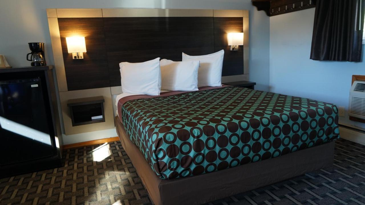 Budget Host Inn Fridley Экстерьер фото